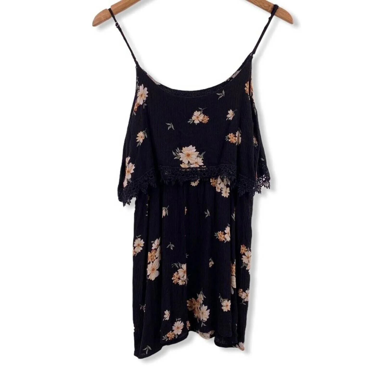 Forever 21 Floral Mini Dress‎ Medium - Image 3