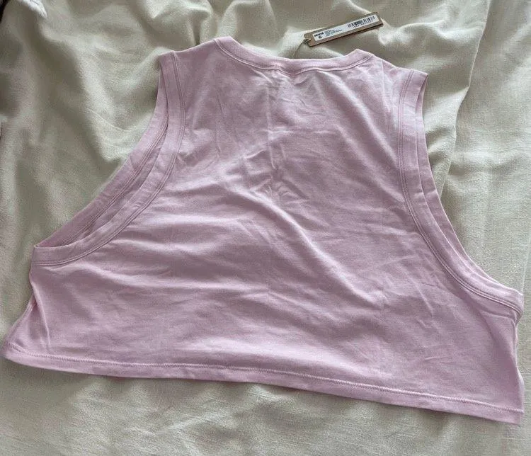 Cropped Boyfriend Tank Top - Image 3
