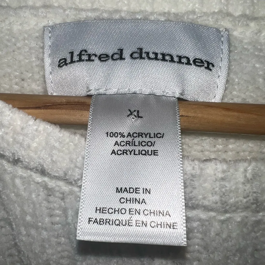 New With Tags Alfred Dunner Glacier Lake Embellished‎ Chenille Sweater XL - Image 6