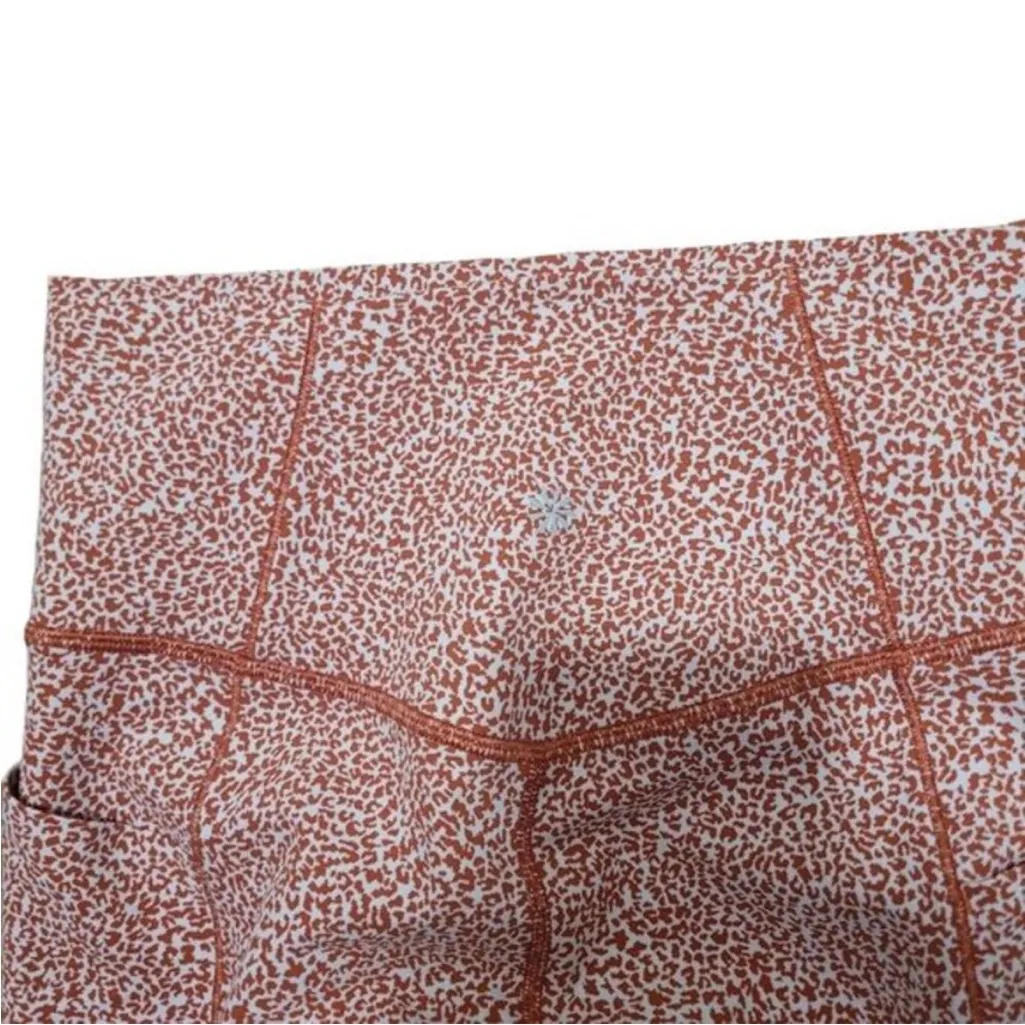 Athleta Salutation Stash II Textured Tight Legging SP - Image 10