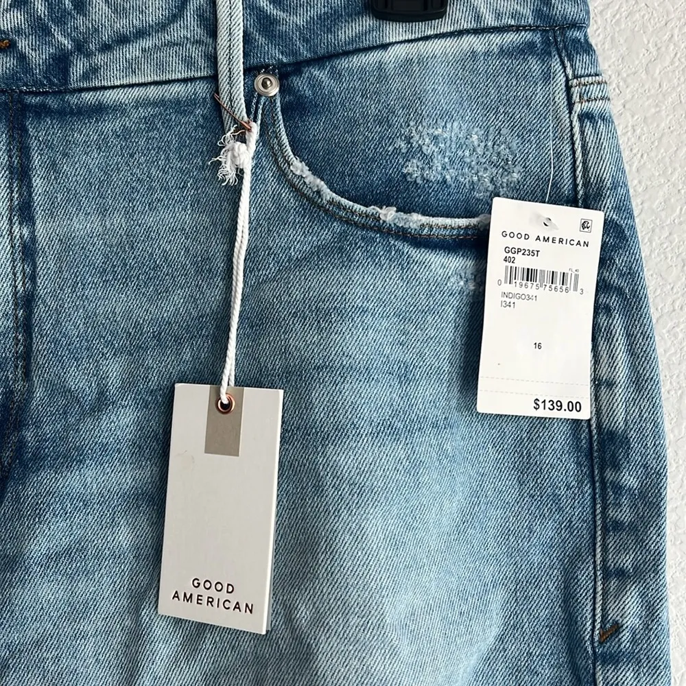 Good American Frayed Hem Distressed Jeans in Indigo Blue,  NWT, Size 16 - Image 5