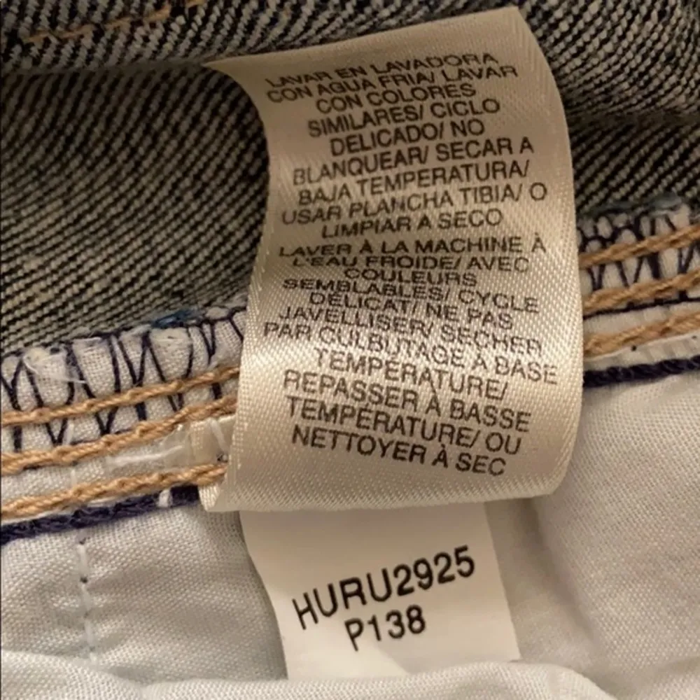 DKNY Women’s Classic Straight Leg Chelsea Wash Denim Jeans Size 26 NWOT - Image 13