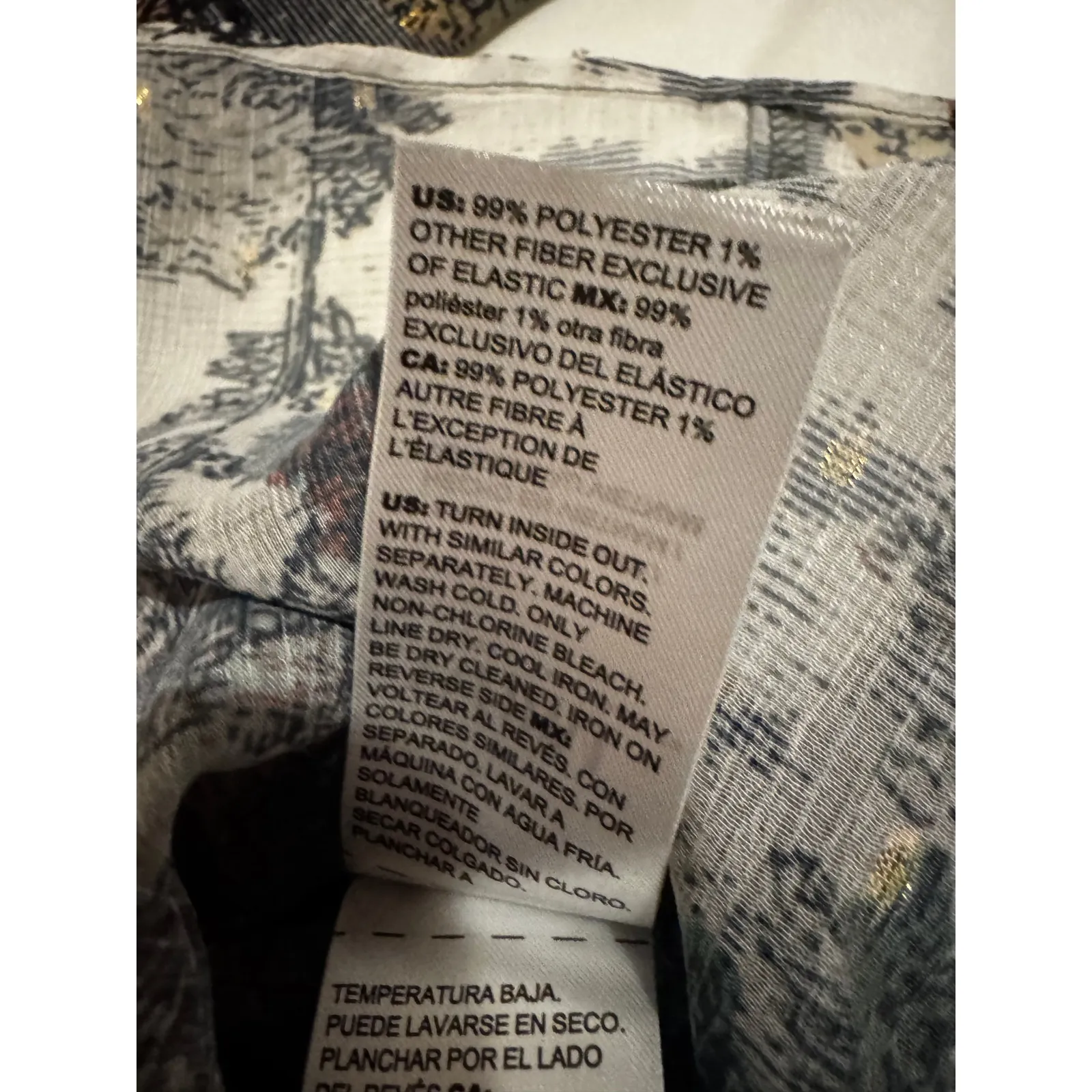 White House Black Market “Dreamscape Ecru” Blouse/Forest Scene — Size Small - Image 6