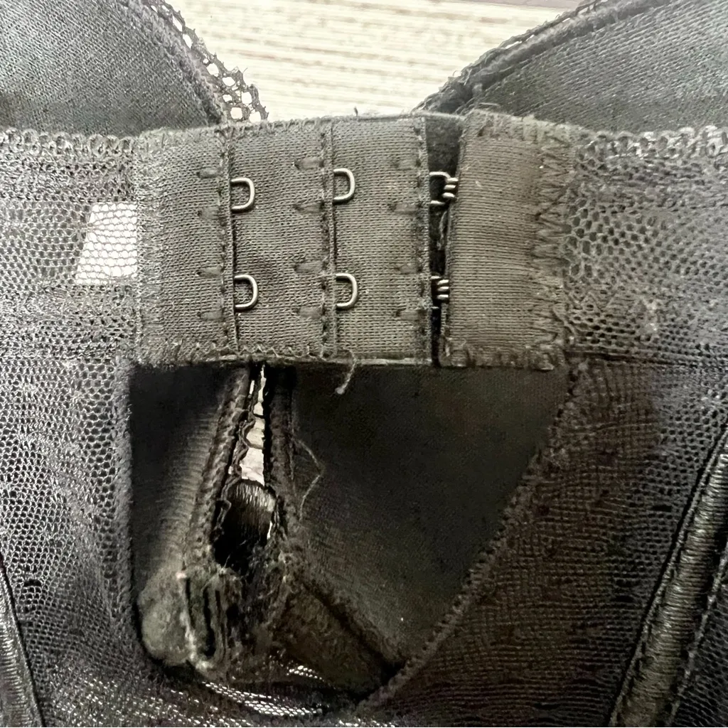 Sheer Black Lace Bustier Lingerie with Floral Appliqué and Garter Straps Size XL - Image 9