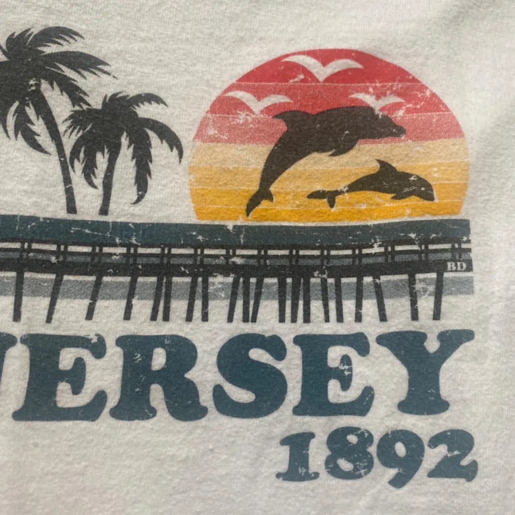 white Avalon New Jersey beachy tee Size L - Image 5
