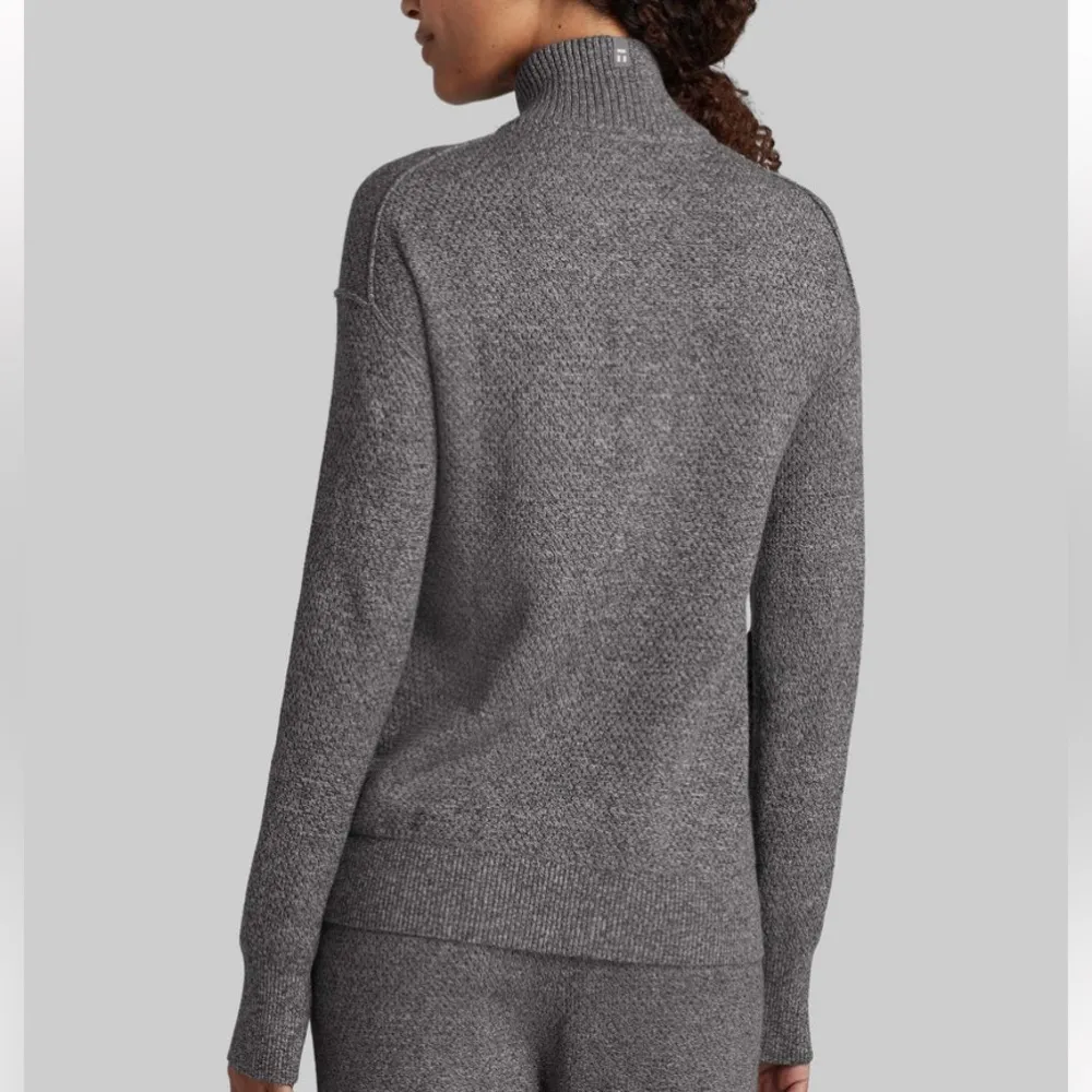 Tommy John sweater lounge set - Image 10