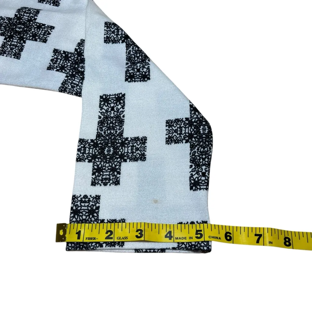 Hot Ginger Y2k 2000s Cross Decor Cardi Asymmetrical‎ Size Medium White - Image 5
