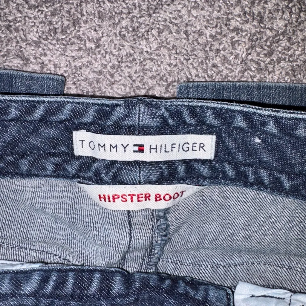 Tommy Hilfiger Women's Dark Blue Bootcut Jeans - Image 2