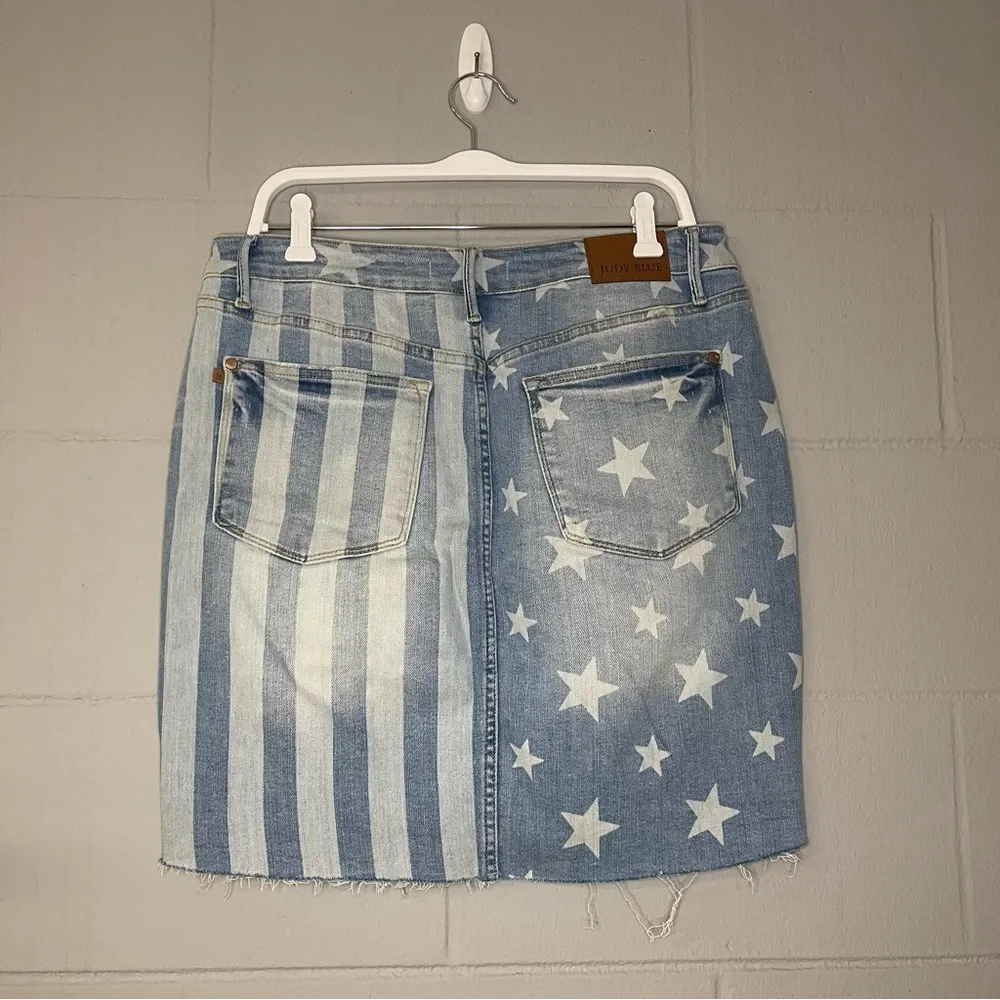 Judy Blue Stars and Stripes High Rise Denim Skirt Women’s Size XL American Flag - Image 5