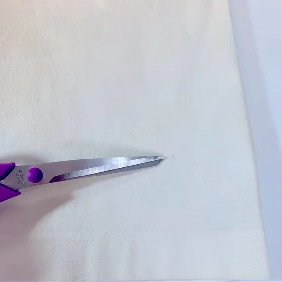 J.McLaughlin White Pencil‎ Skirt with Gold Accents - Image 8