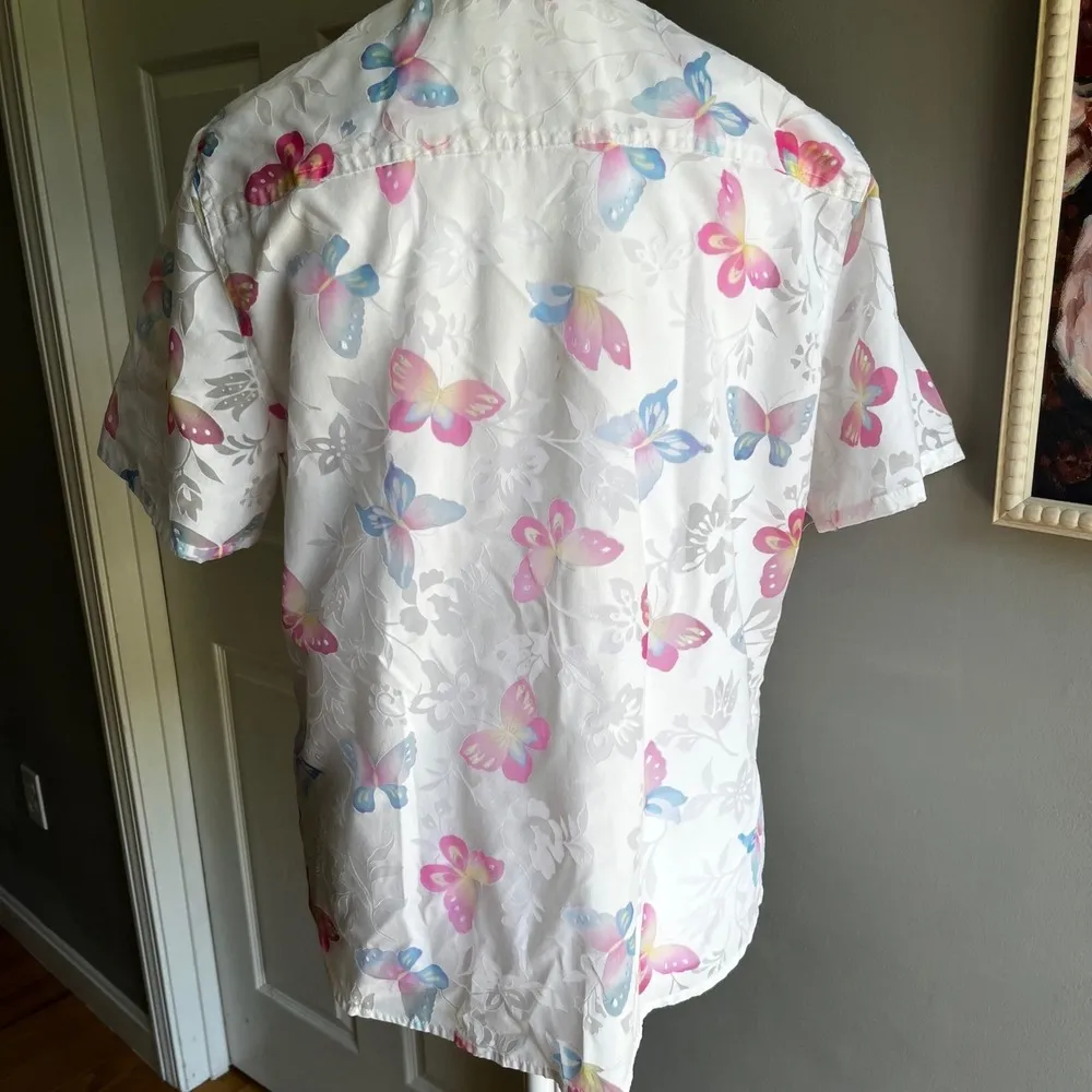 Alfred Dunner Butterfly Print Button Up Shirt Short Sleeve White Floral Top - Image 8