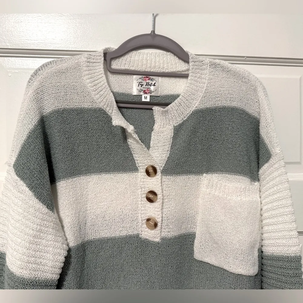 Top Notch Boutique Button Front Pullover Sweater White Sage Green Stripes Medium - Image 3