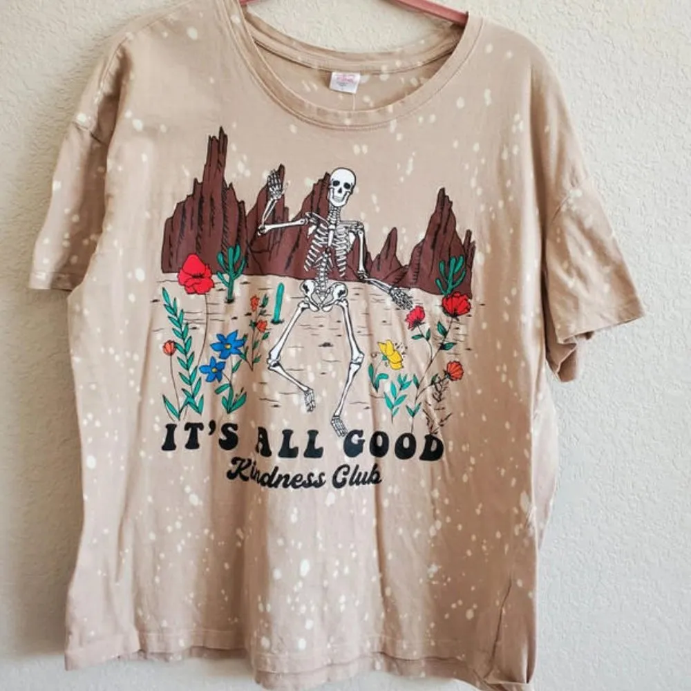 Electric Pink graphic skeleton print tshirt - Image 3