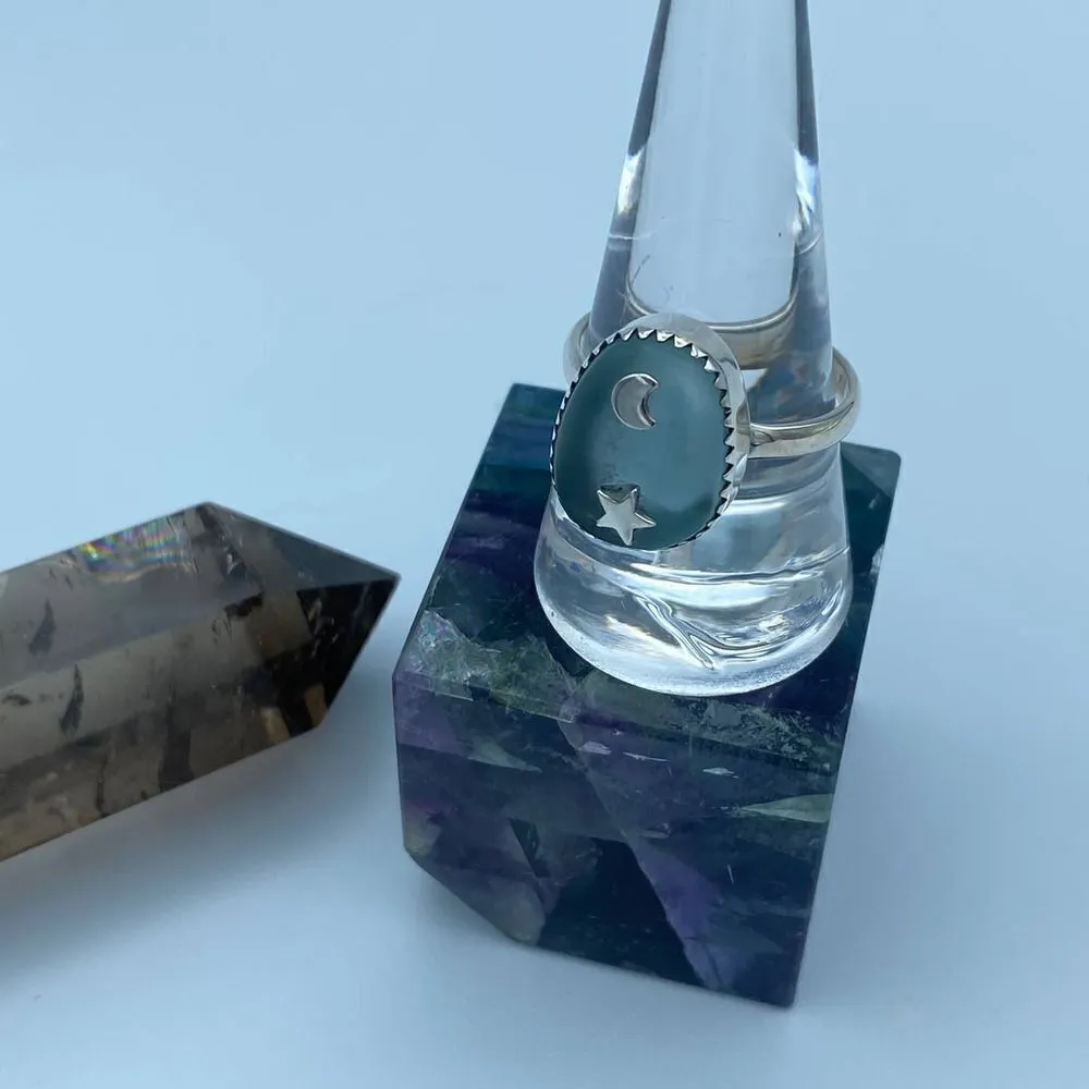 Moon & Star Sea Tumbled Sea Foam Sea Glass Sterling Silver Ring Size 10 Blue - Image 3