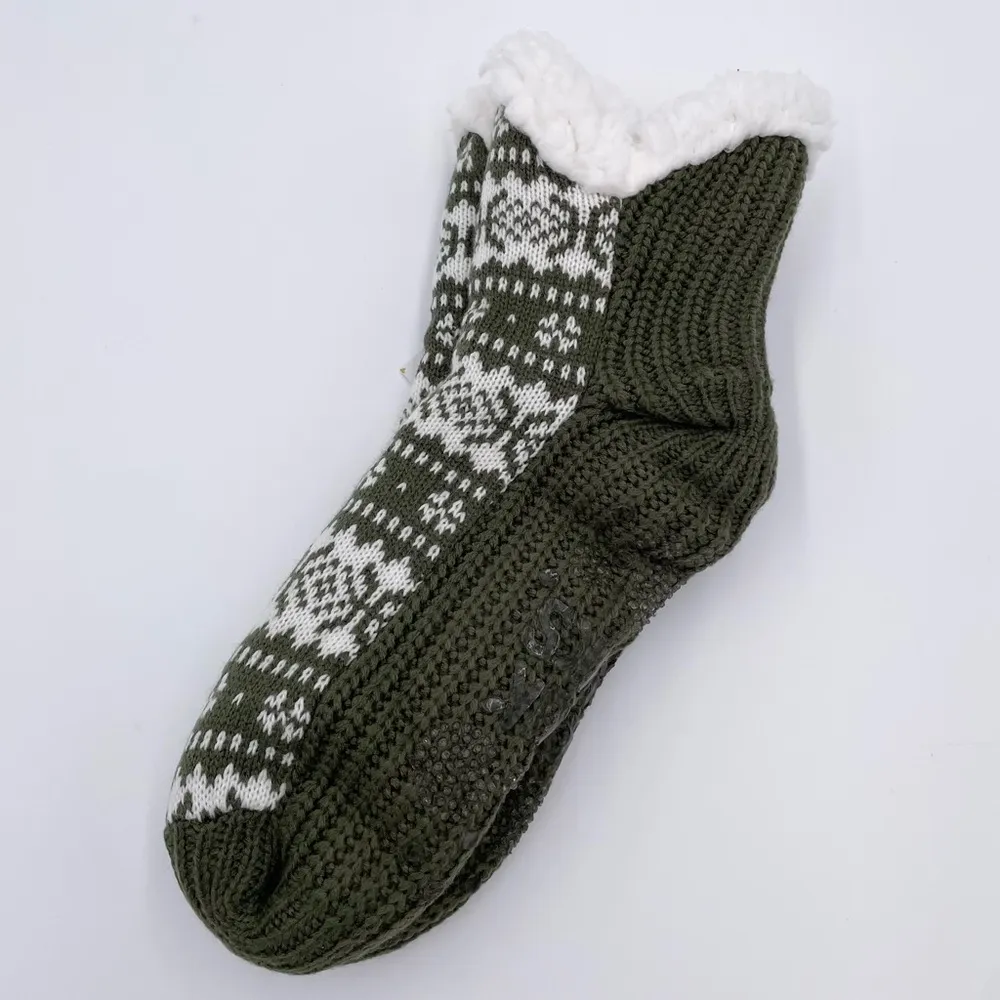 NEW MUK LUKS Aloe Infused Ankle Cabin Socks Faux Sherpa Size L/XL Olive Green - Image 4