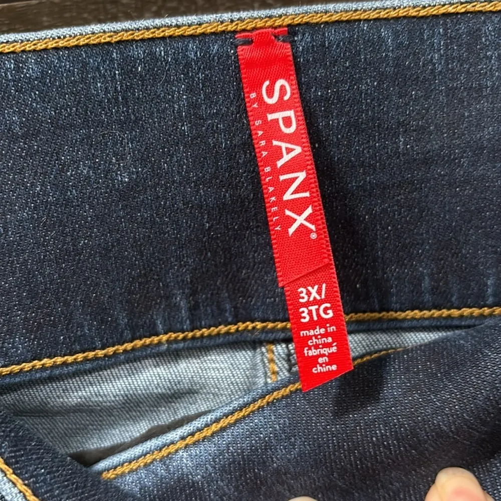 Spanx 26” inseam pull on boot cut tummy control Jean size 3X - Image 5