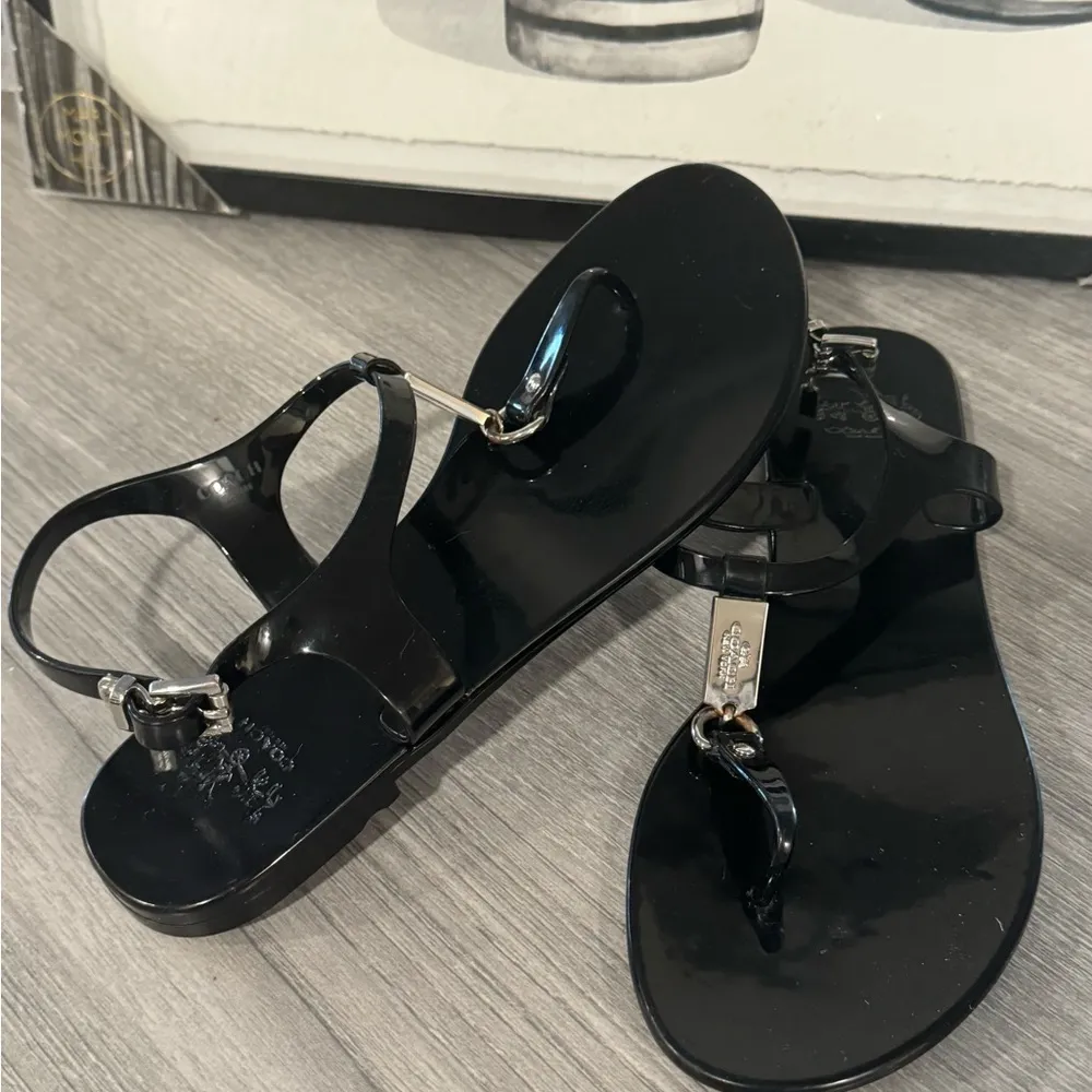 CCoach Plato Women's Black Jelly T-Strap Thong Sandals US 9 - Image 2
