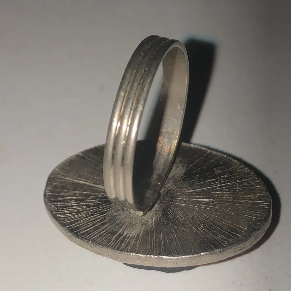 Adjustable Vintage Silver Tone & Black Oval Coal Design Boho Ring - Image 8