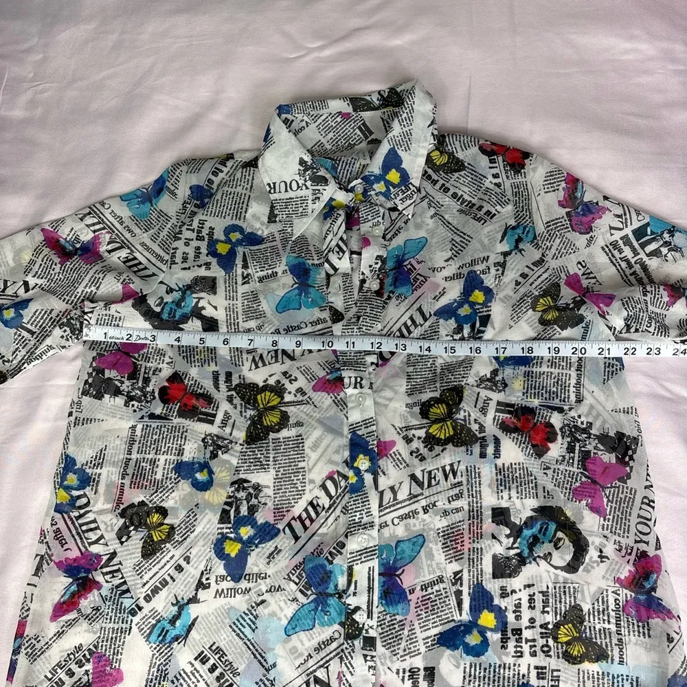 Colorful Newspaper Print Shirt Blue Size M - Image 5