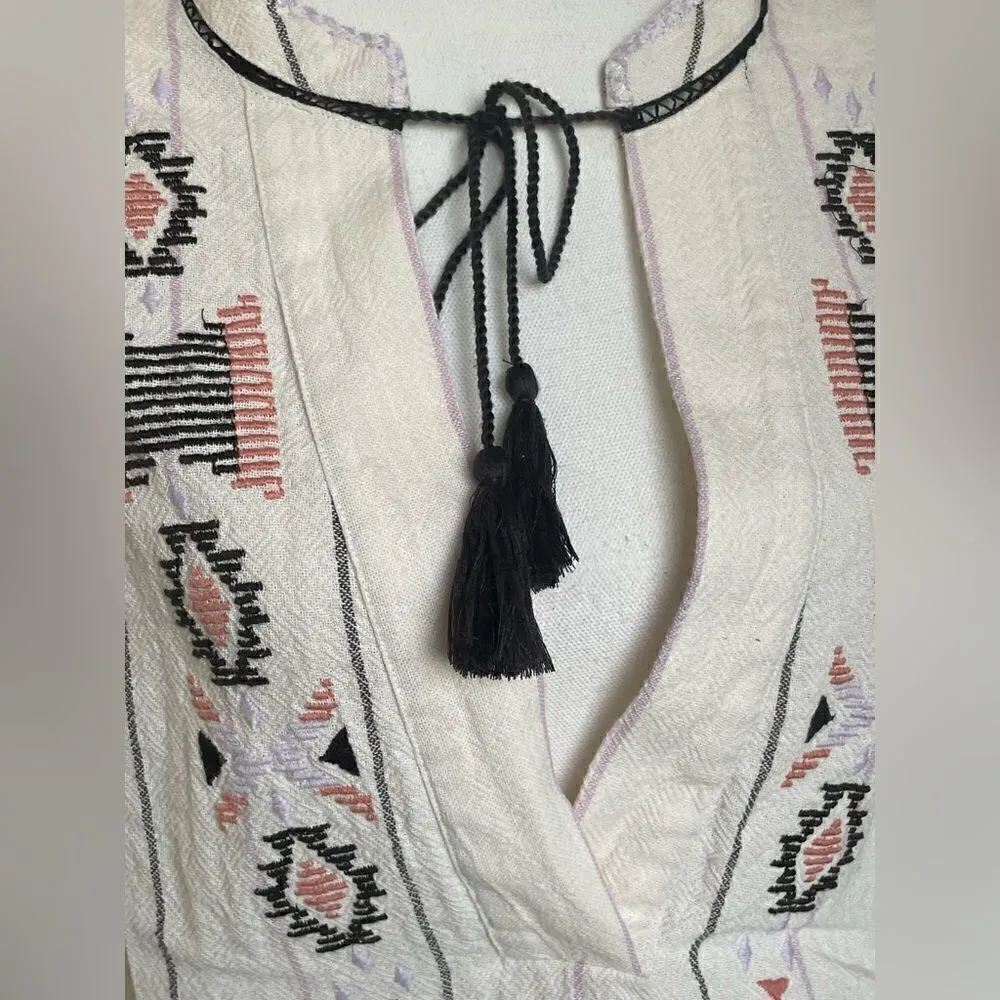 Free People Baja Boho Aztec Embroidered Crean V Neck Romper Size S/P - Image 10