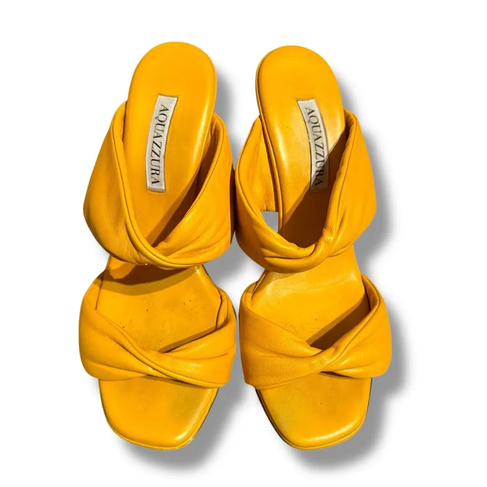 Aquazzura Twist Leather Slip On Mule Sandals Heels in Tuscan Sun Sz EU 37 / US 7 Gold - Image 3