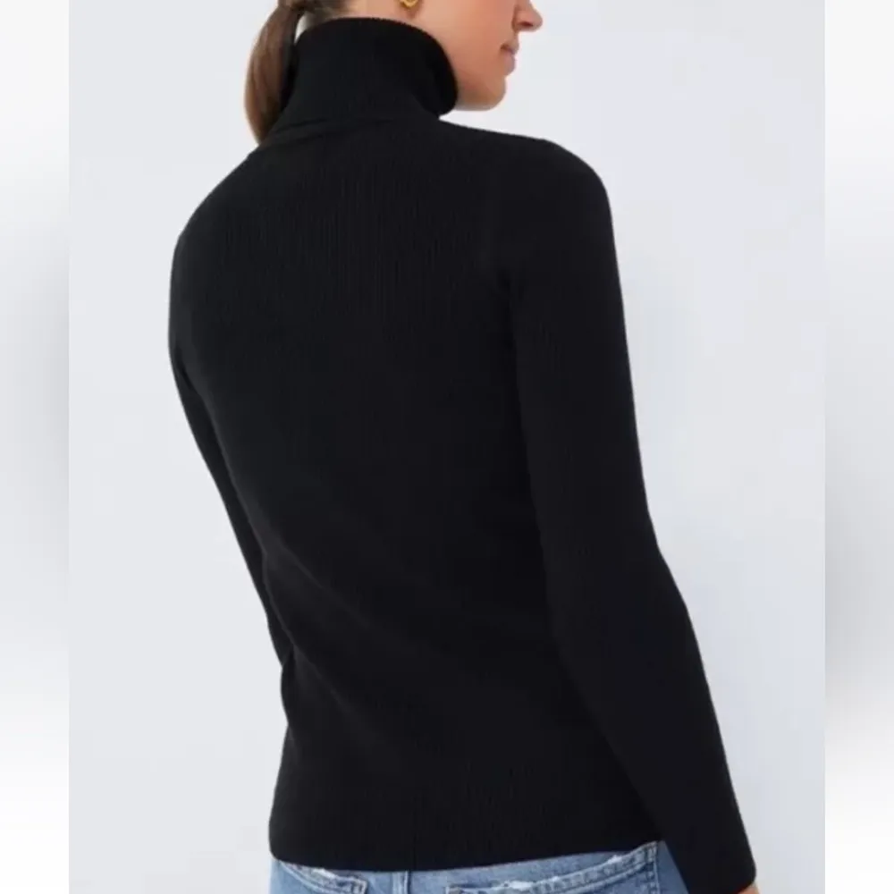 Pomander Place  Arlo Ribbed Turtleneck in Black - Image 2
