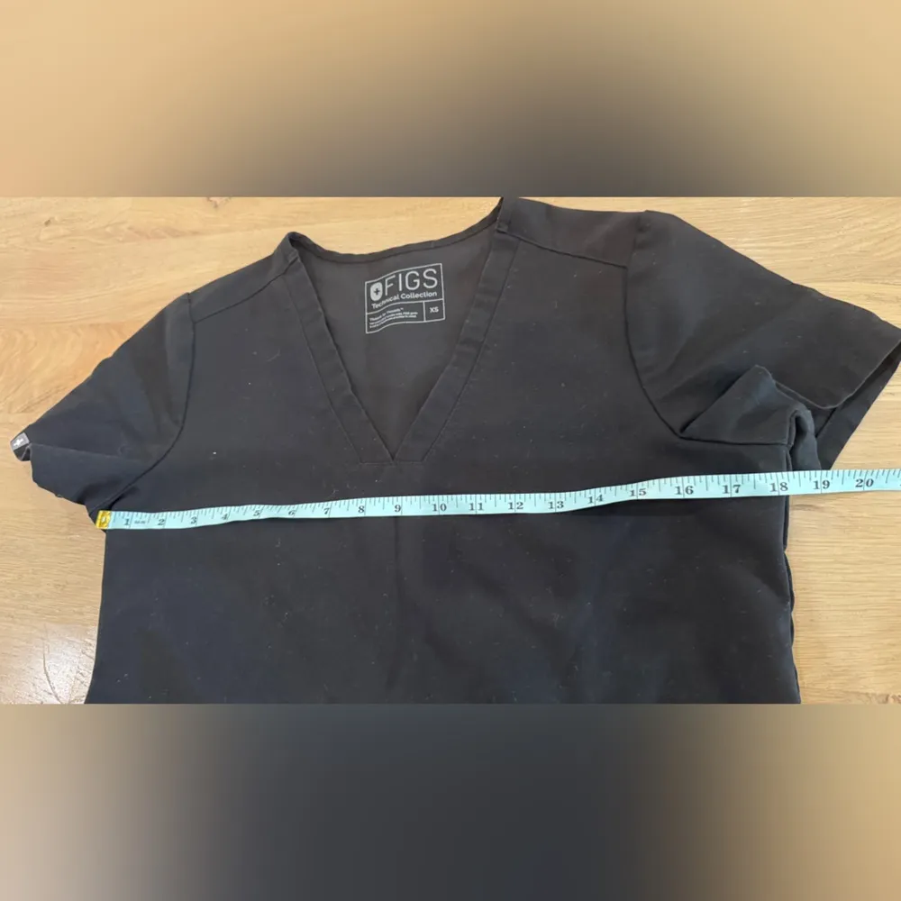 Figs Casma Three-Pocket Scrub Top black size XS - Image 5