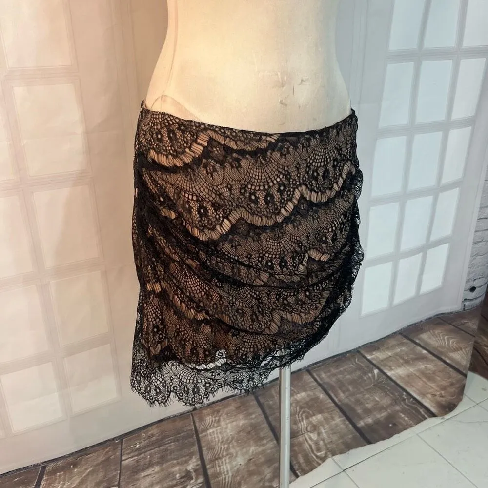 Free people NWT Zoey black lace nude lined ruched mini skirt size 12 - Image 5