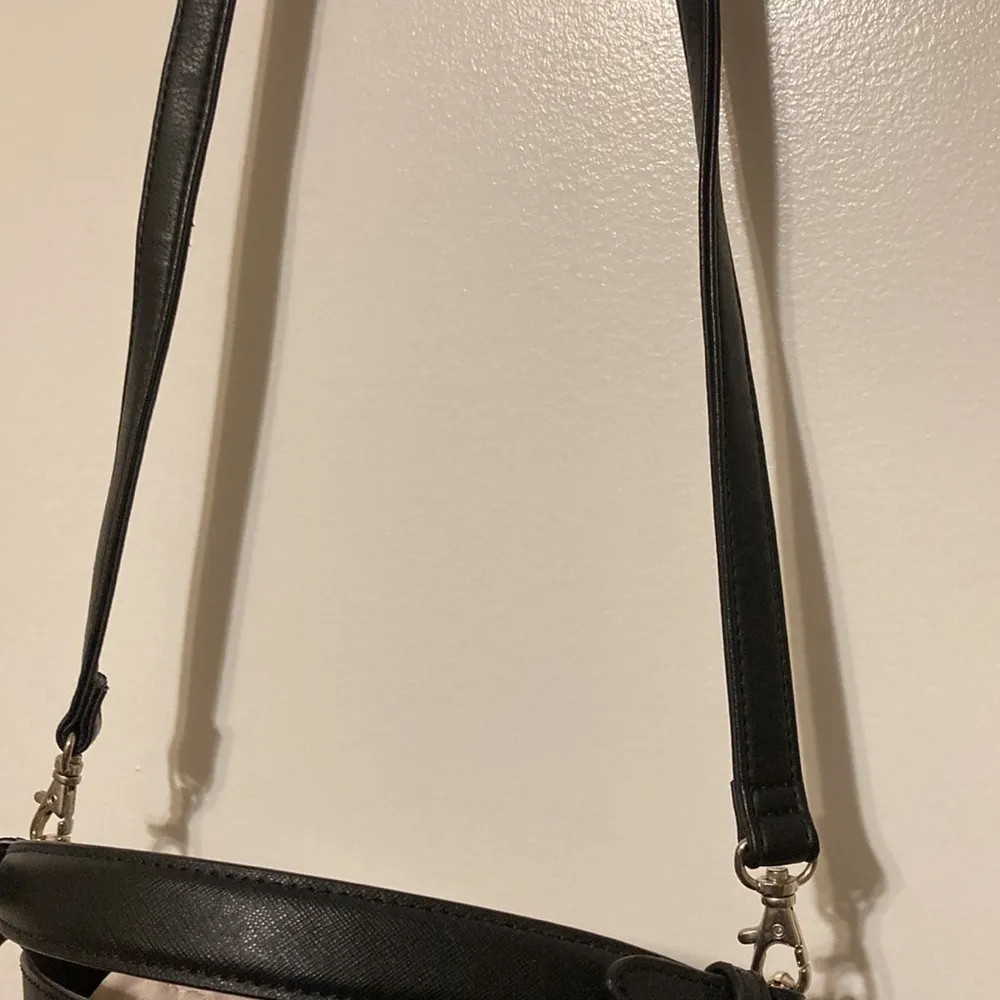 Kate Spade Cameron Small Bucket Bag Black/Silver - Image 13