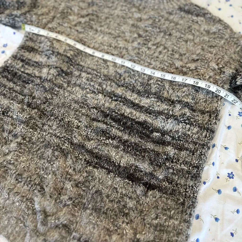 VTG 90s/ Y2K Sz:L DKNY Oversized Earth Tone Chunky Cable Knit Wool Blend Sweater - Image 3