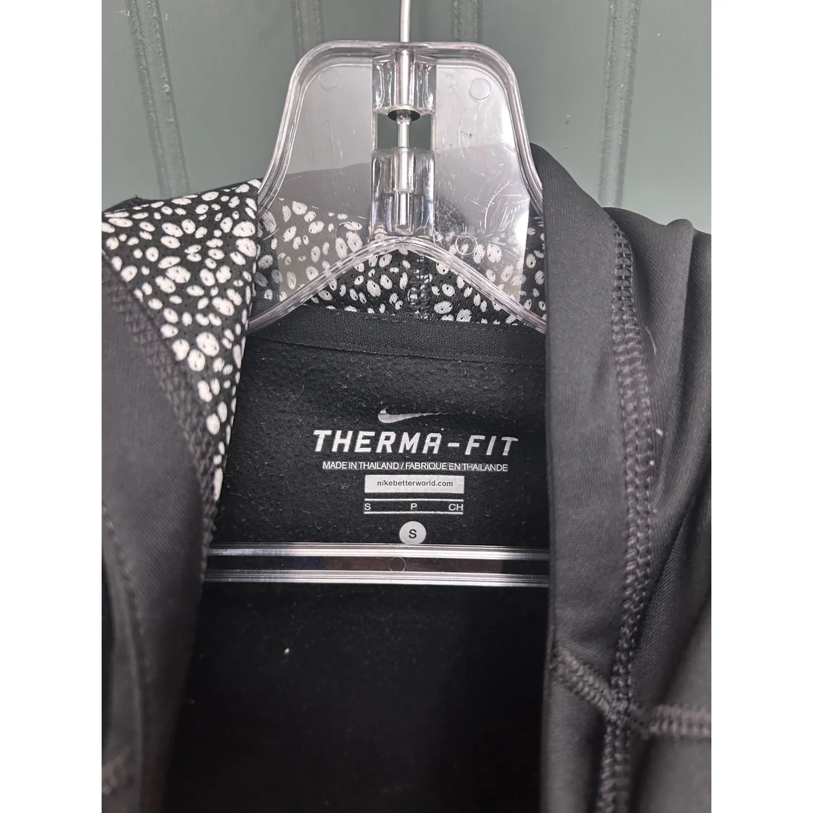 Nike Therma Fit Hoodie Womens Small Black Neon Yellow Swoosh Athletic Cozy - Image 2