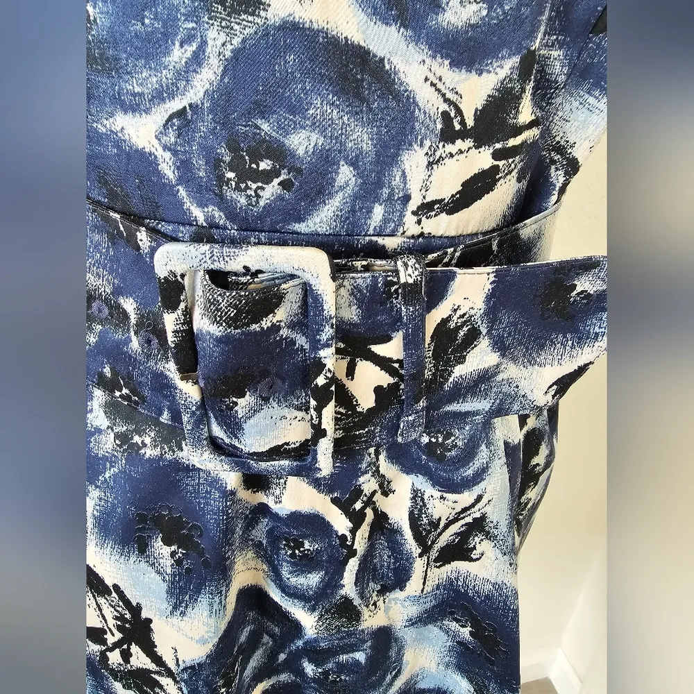 H&M Navy Sleeveless Satin Flower Swirl Pattern With Wide Belt Size 12 - Image 5