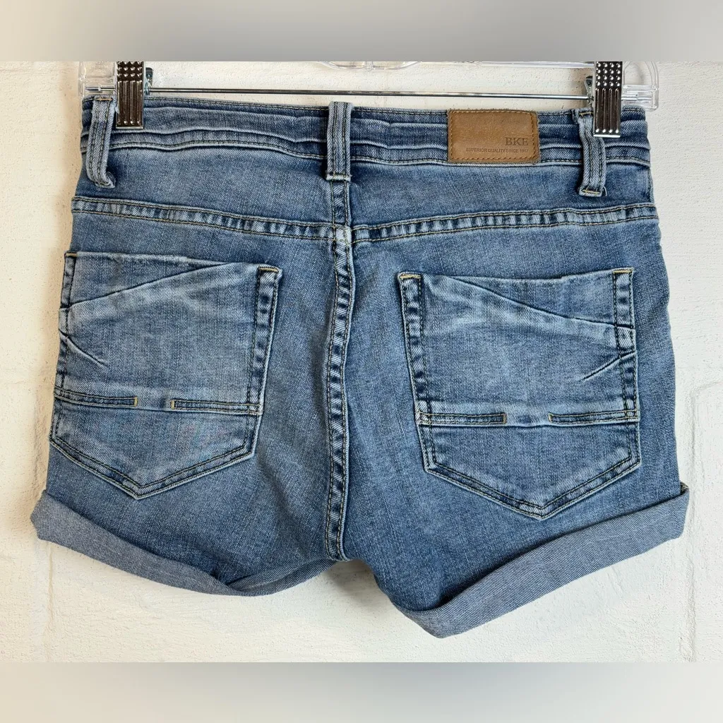 BKE Denim Stella Woman’s Mid-Rise Summer Slim Fit Flare Short Shorts Size 26x34 - Image 5