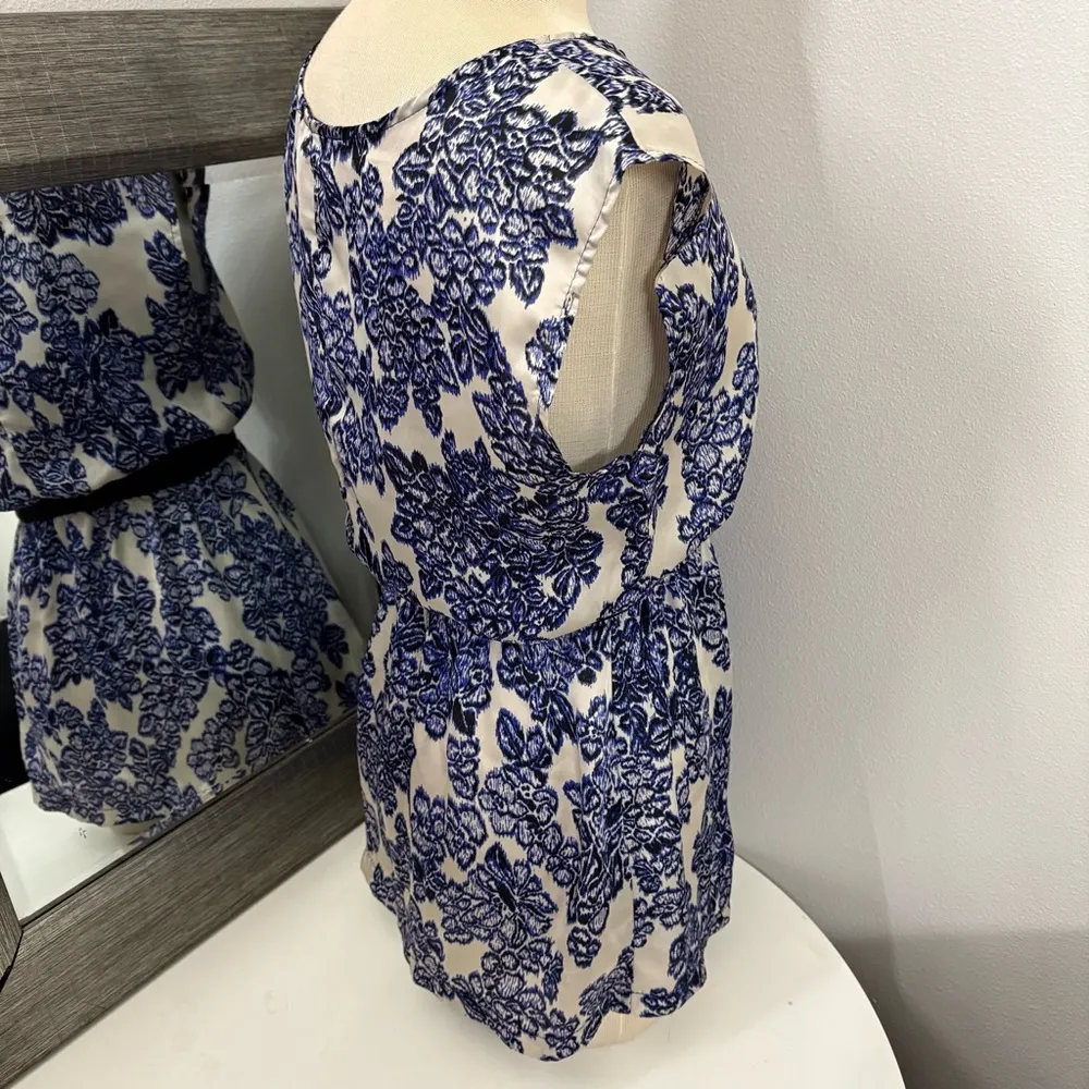 Forever 21 Blue and White Patterned Dress - Image 8