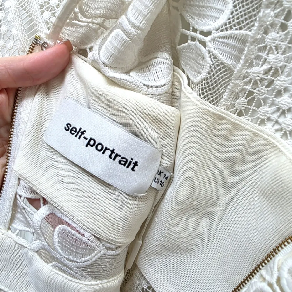 Self Portrait NWT White Lace Sculpted Teardrop Dress 10 - Image 9