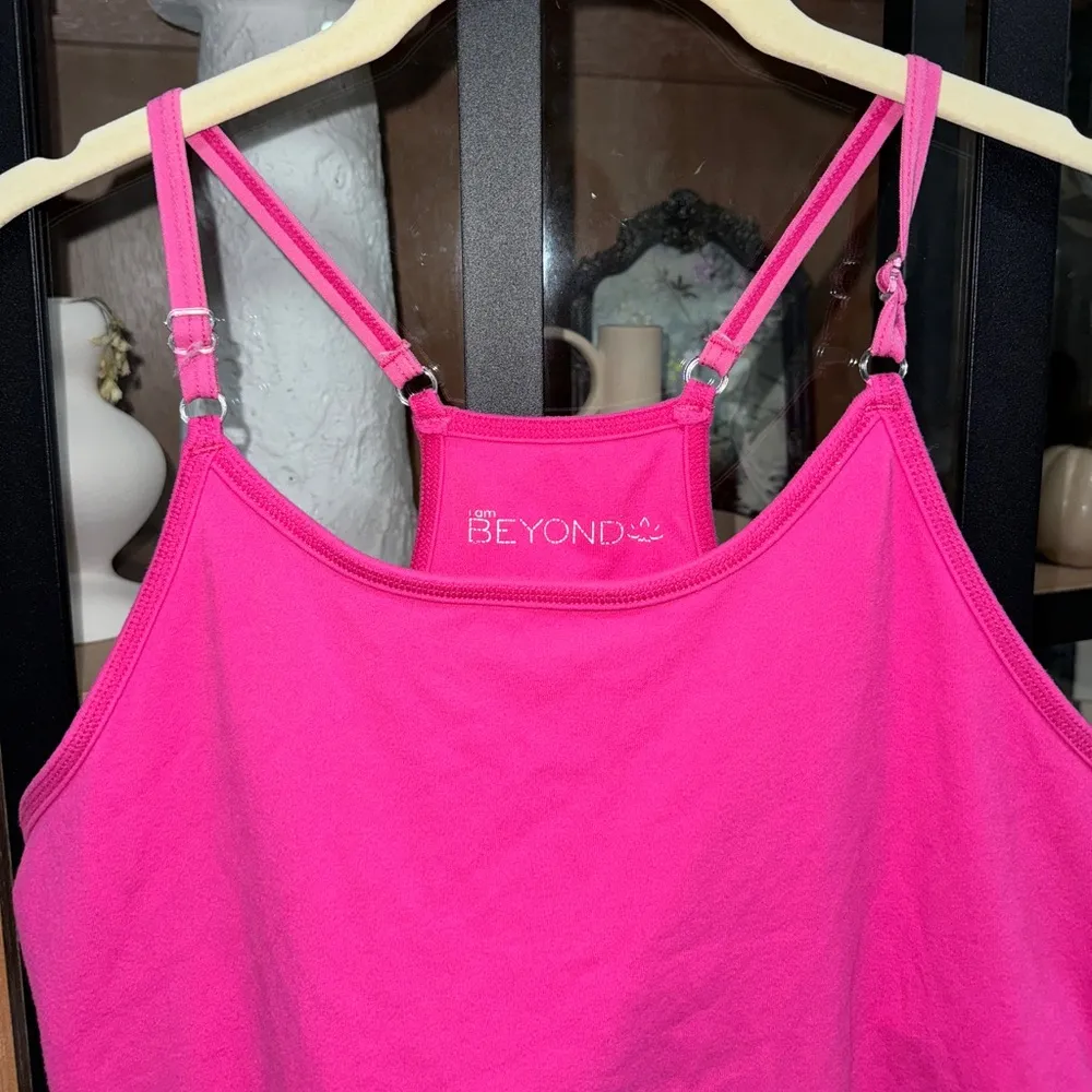 Beyond Yoga  spacedye barbie hot pink tank top adjustable fitted workout active - Image 3
