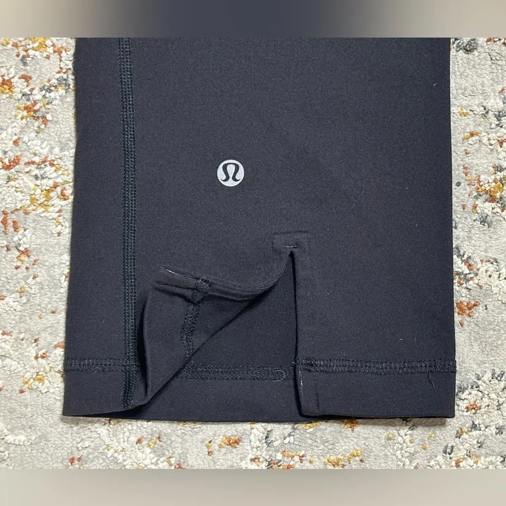 LULULEMON Women's Gather & Crow
Crop Full On Luon Leggings Size 6 black - Image 10