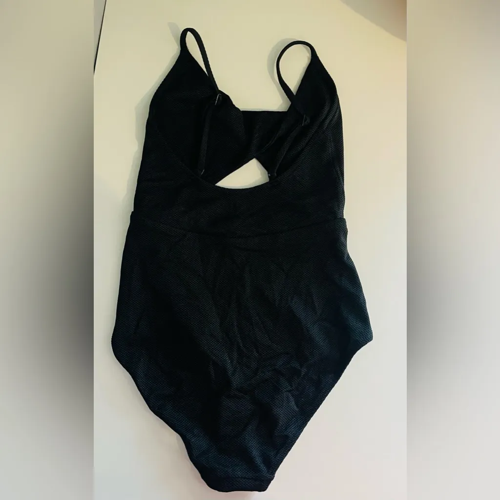 Aerie Twist Cut Out One Piece Swimsuit Black - Image 4