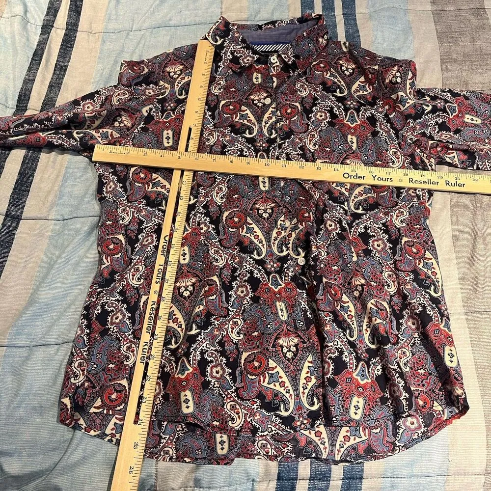 Tommy Hilfiger women's L paisly long sleeve button up collard shirt - Image 3