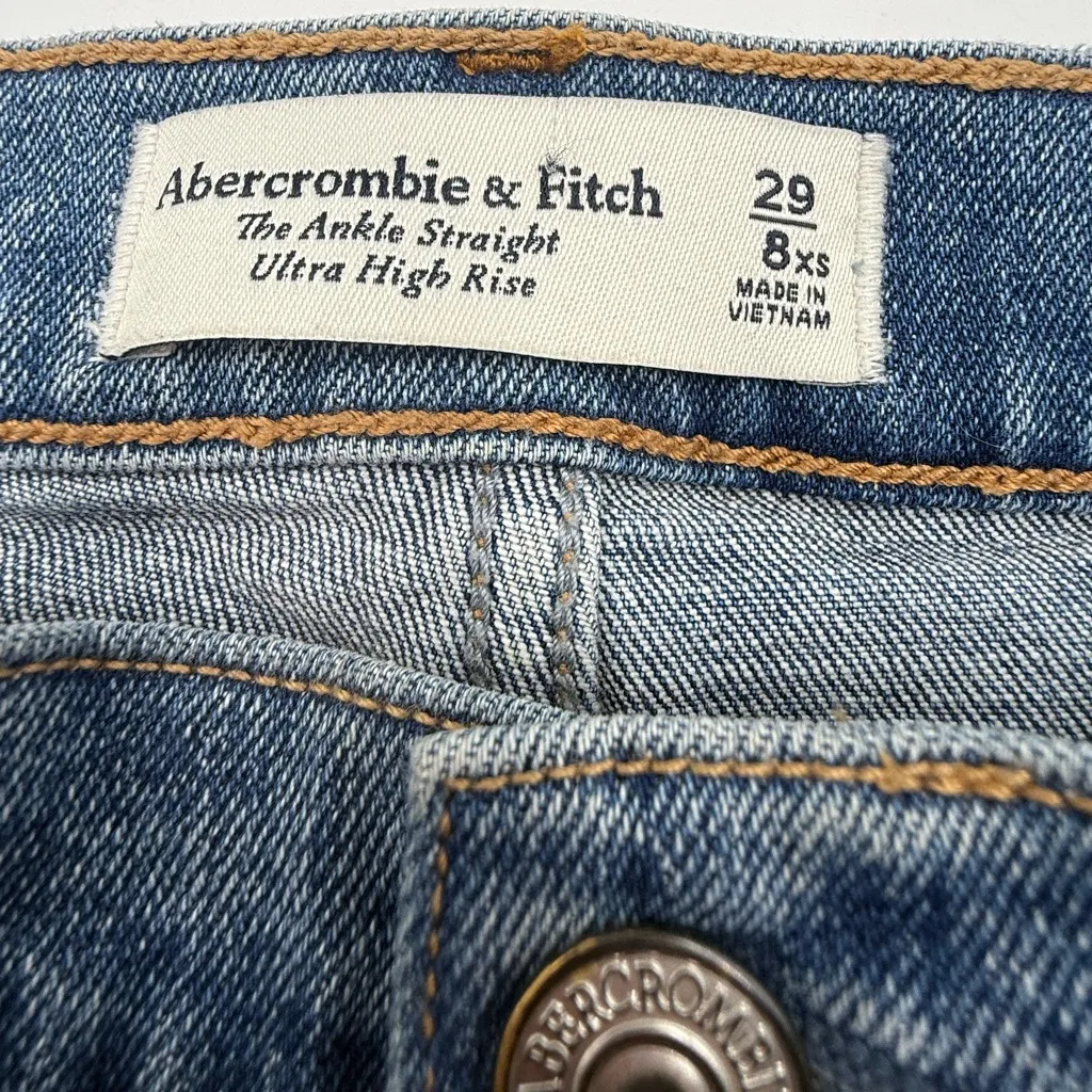 Abercrombie &Fitch Ankle Straight Ultra High Rise Cuffed Jeans - Image 7