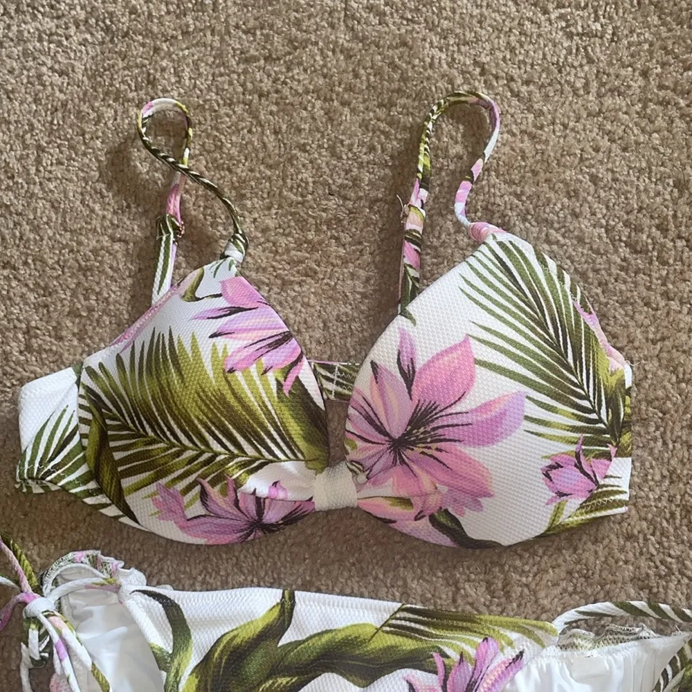 Shade & Shore Floral Bikini Set with Pink and Green floral swim wear small/34B - Image 2
