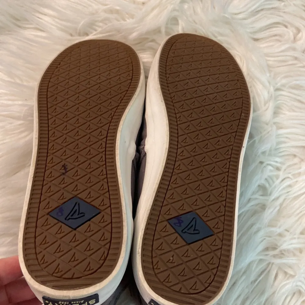 Sperry Mid Rise sneaker size 10 excellent condition running small - Image 6