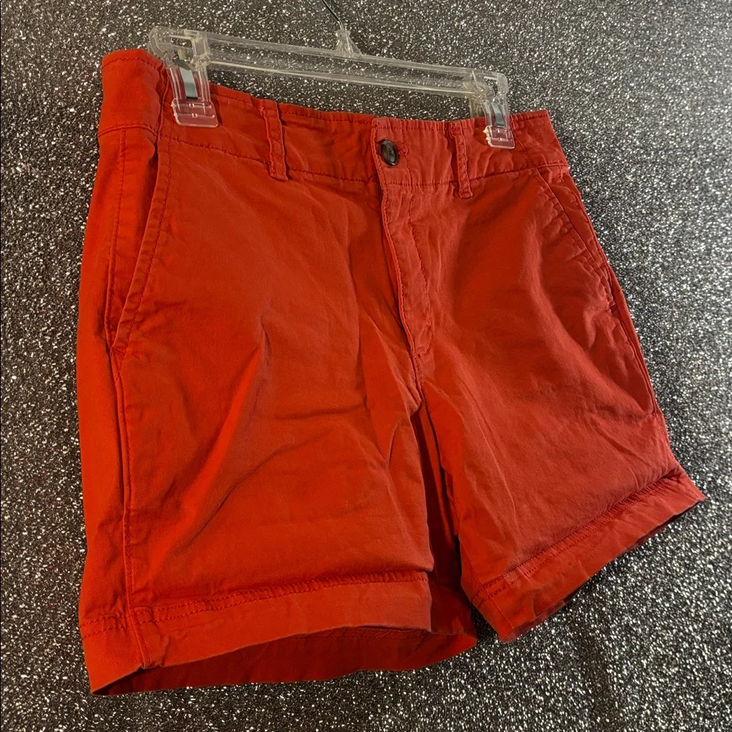 Gap  shorts in size 2 - Image 3