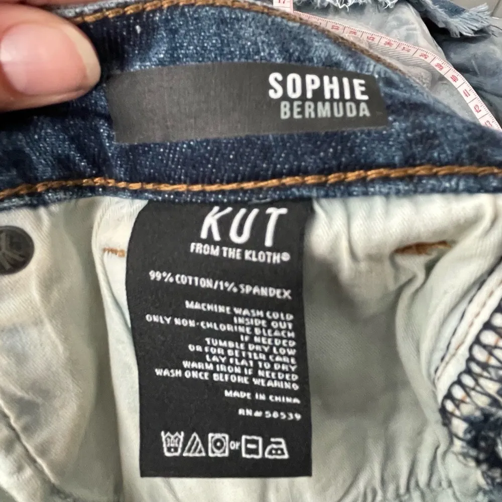 KUT From The Kloth Women Blue Rolled Hem Distressed Sophie Bermuda Shorts Size 2 - Image 11