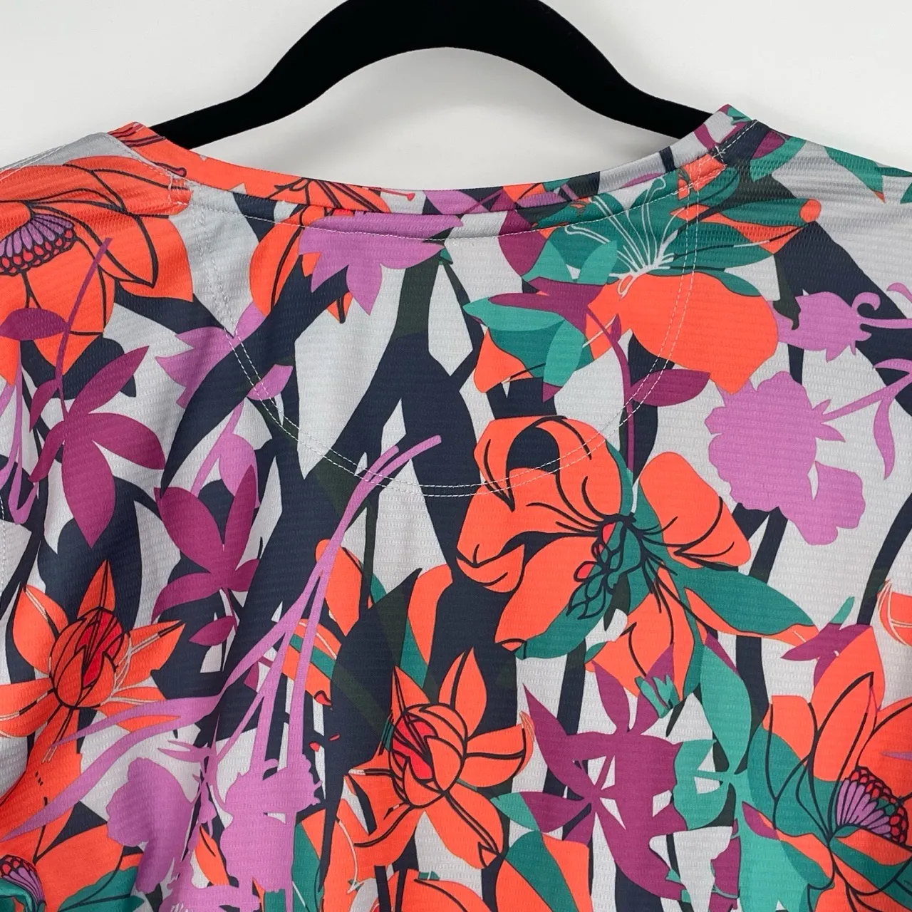 Reel Legends Women's Moisture Wicking Short‎ Sleeve Fishing Shirt Size Large - Image 3