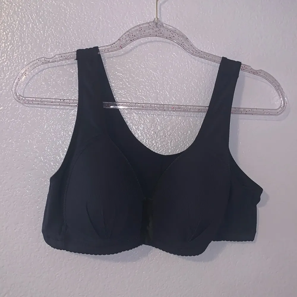 Simple Buckle Front Wireless Bra Comfy & Breathable Push Up Bra Black Size M - Image 2