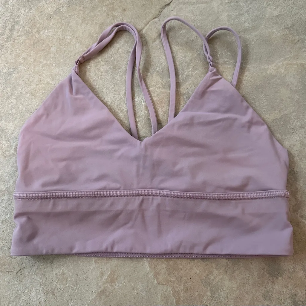 Lululemon Uncaged Bra in Violetta Light Purple Size 6 Lilac Sports Bra Strappy - Image 3