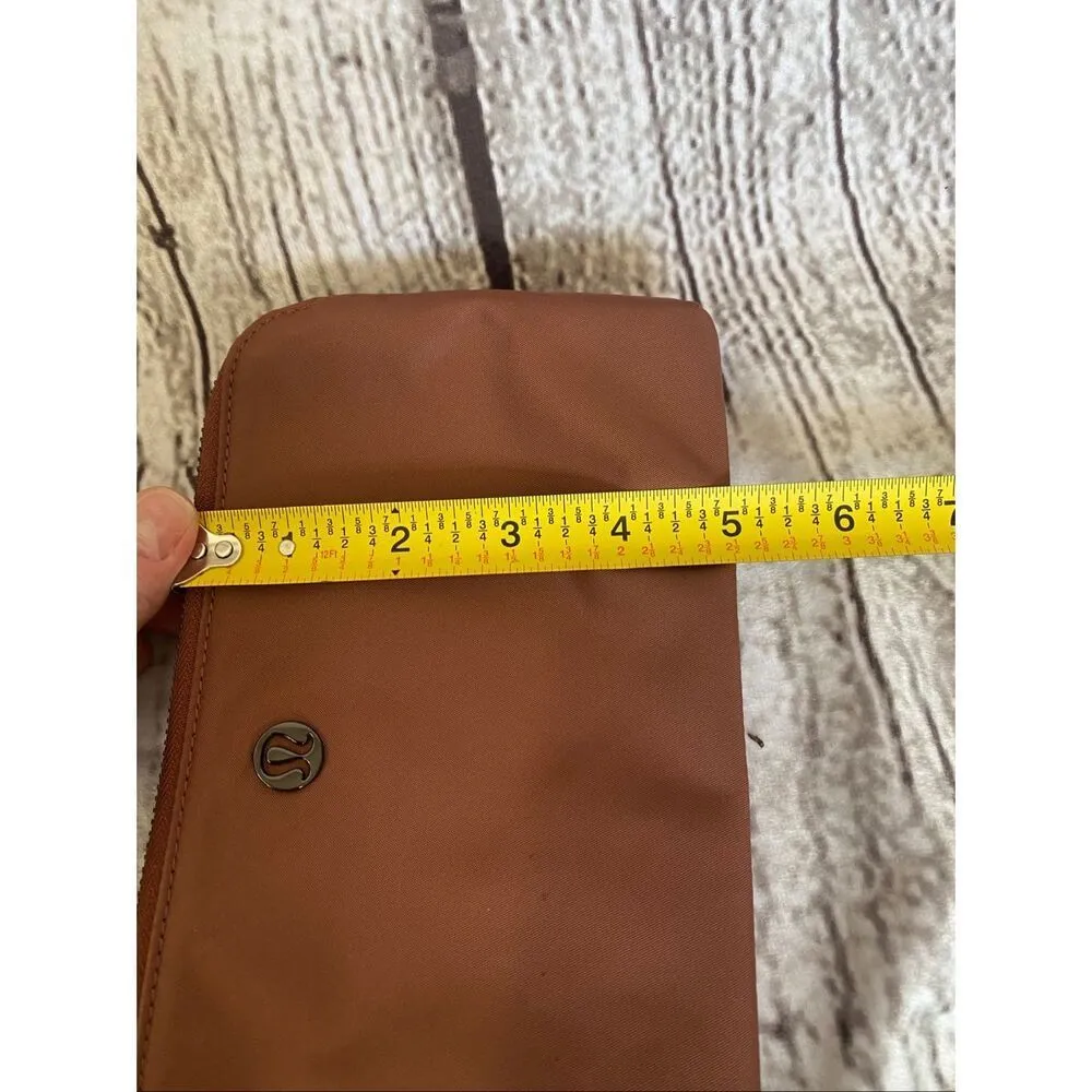 Lululemon curved wristlet in ancient copper - Image 11