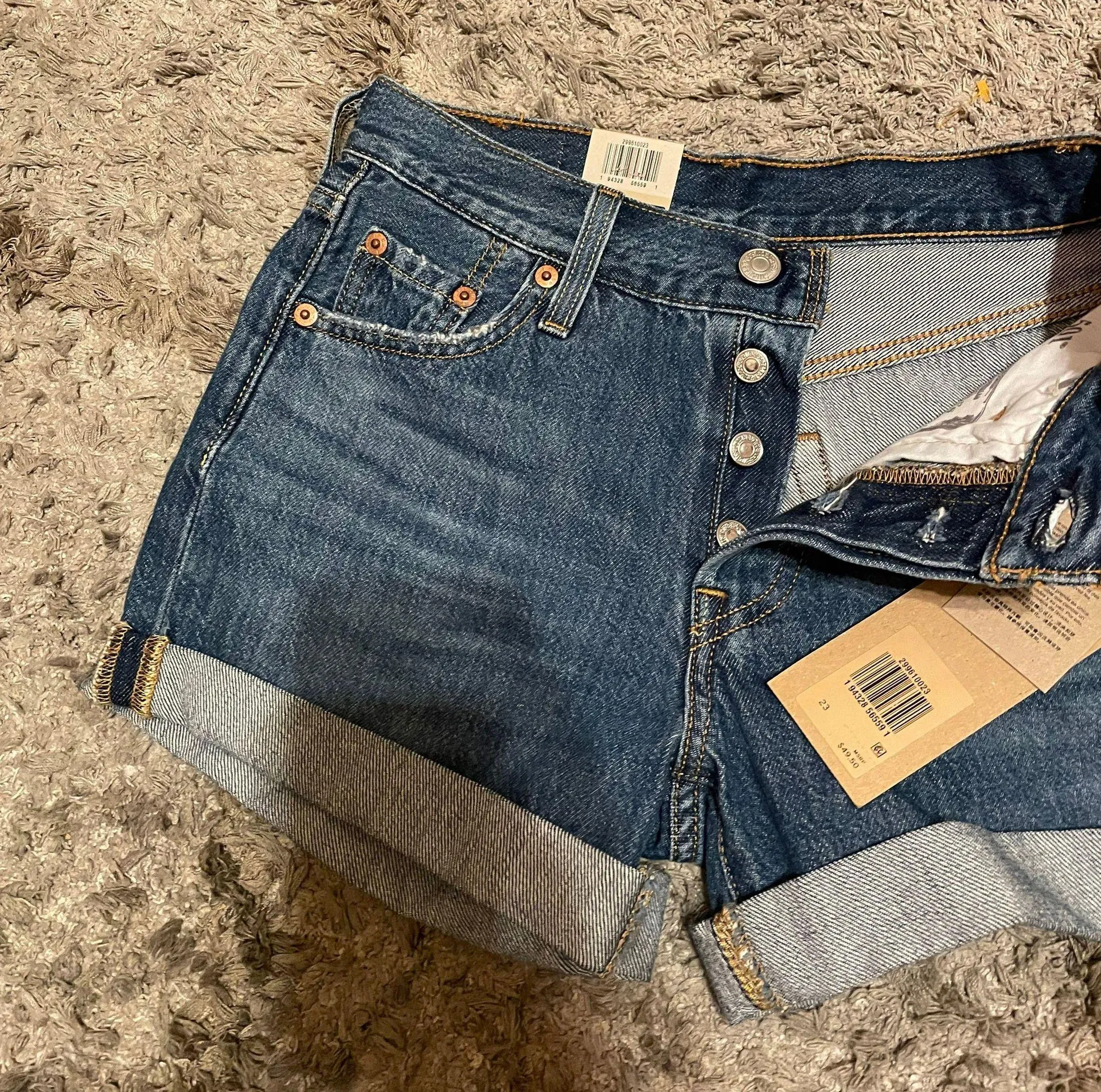 Levi’s Levi Shorts - Image 4