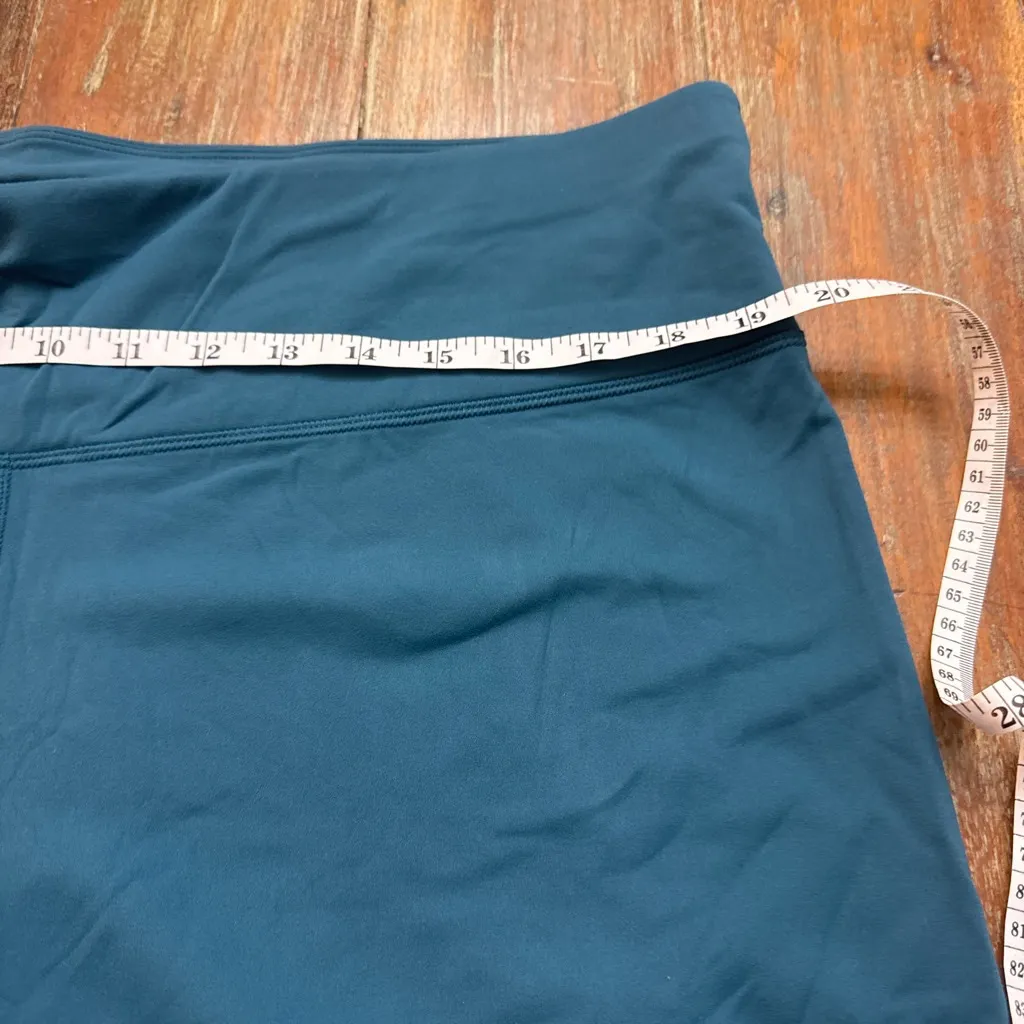 Women's Universal Standard GAME Teal Capri Leggings 3X - Image 7